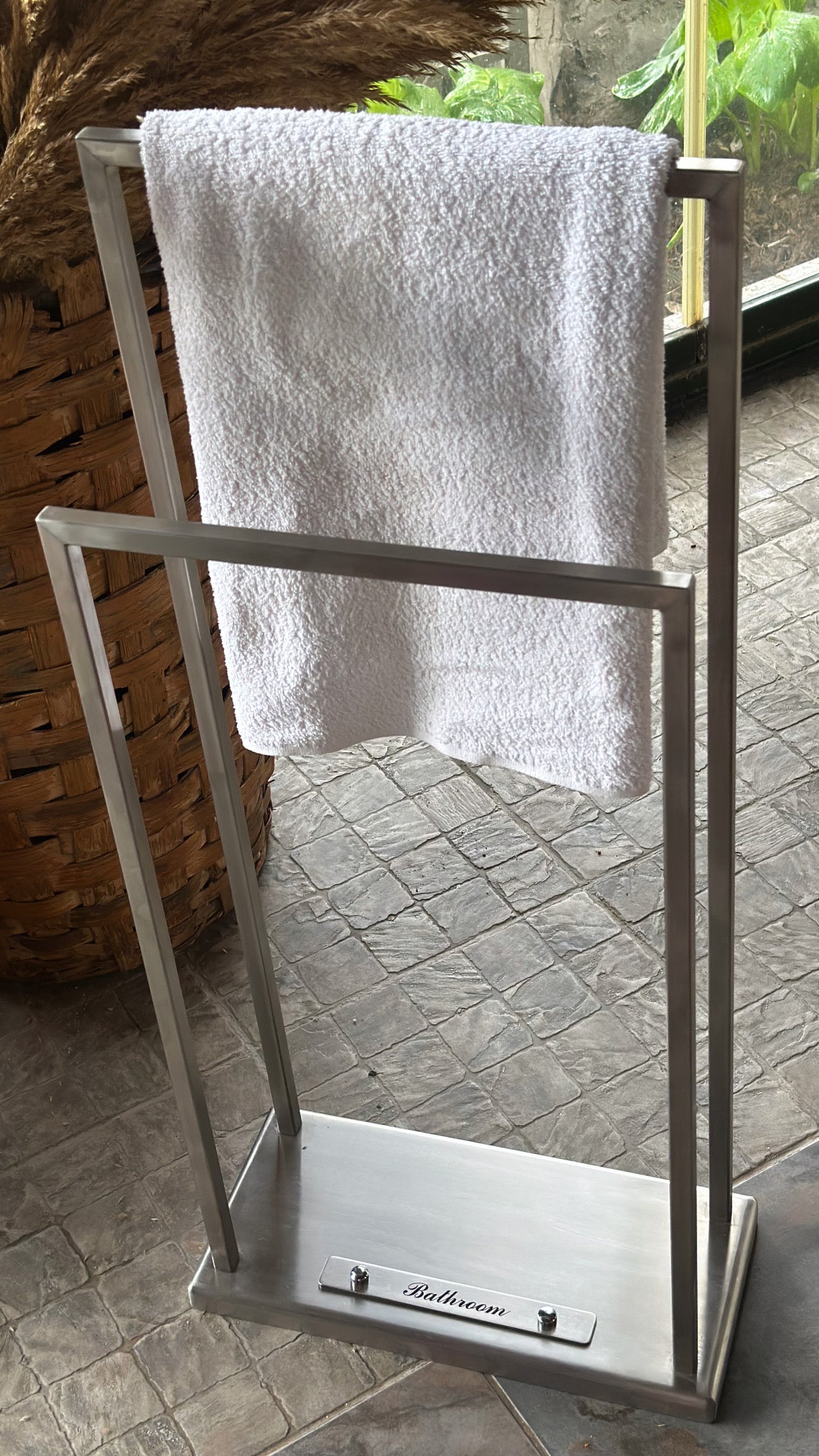 Fiyera Paslanmaz Çelik Havluluk