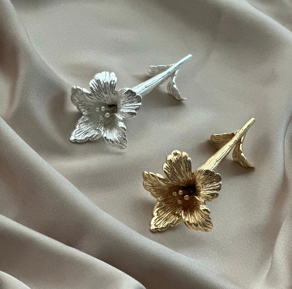 Tusenfryd Çiçek Figürlü 6’lı Bıçak Dayama