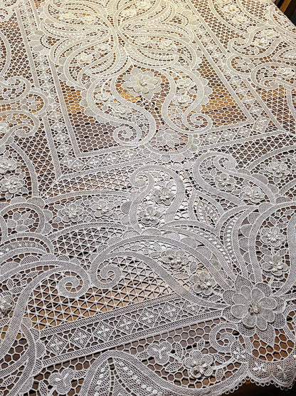 Walles Yapımı 12 Ay Süren El Yapımı 8 kişilik Dantel Anglez Masa Örtüsü 220 cm x 175 cm